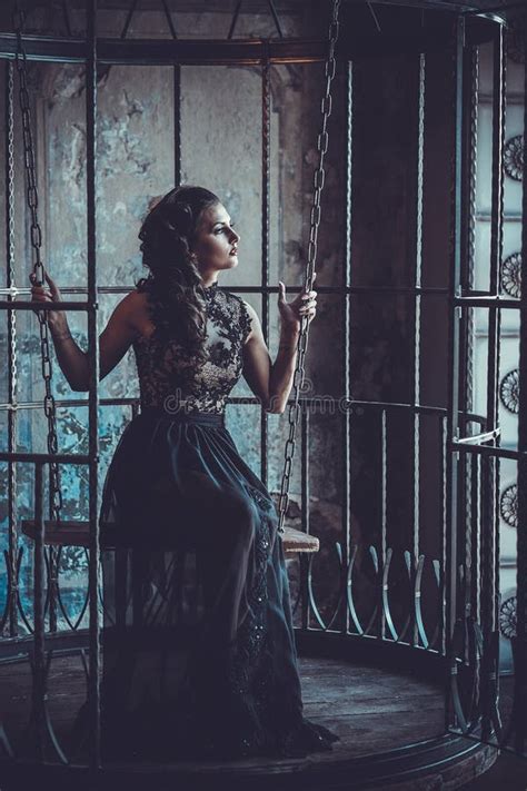 Girl In Cage Onlyfans Leak