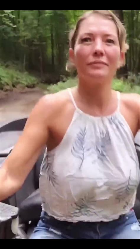 Girl Off Grid Amanda Onlyfans Leak [SEX VIDEO] 💦 17 Pics