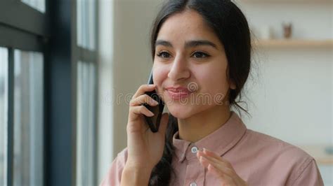 Girl wants to talk on the phone. .  <a href=https://doorhan-kupit.ru/u45rzf...