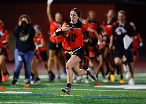 Girls flag football explodes onto Bay Area high school sports scene