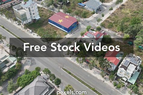 Girls flashing their cunts.  Description: Ariel Lee, Annika Eve, Avery Ada...