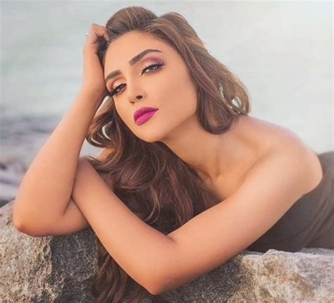 Girls iran beautiful bare.  Thousands of new images every day Completely Free to Use ...