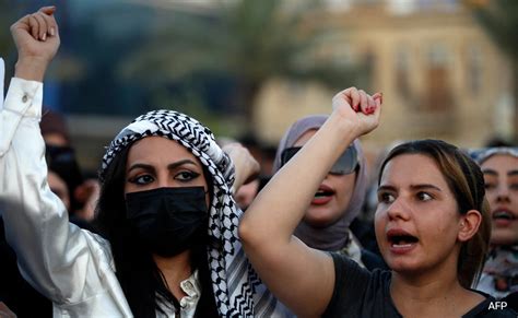 Girls show tits iraq.  ask View 447 pictures and enjoy Iraq with the endl...