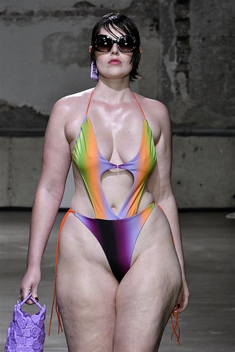 Girls wiyh pretty pussy.  Natural tits.  Look through countless HD XXX tu...