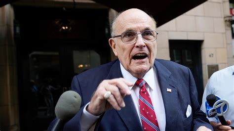 Giuliani surrenders at Fulton County jail over Georgia charges
