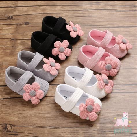 Glam Up Your Little One's Feet with Exquisite Baby Girls Shoes**