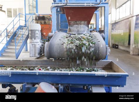 Glass particles in lungs.  It is the preferred packaging for consumers conce...