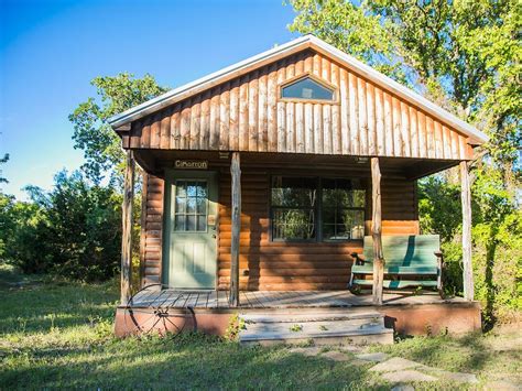 Glen Rose Texas Cabins - Hot Tubs The Hideaway Ranch and …