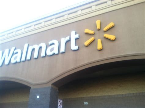 Glendale walmart. 3 days ago · The giant retail chain recently hiked its payout after a strong finish to fiscal 2024. Walmart ( WMT 0.33%) stock is on a roll, up 16% so far in 2024, outpacing the 8% … 