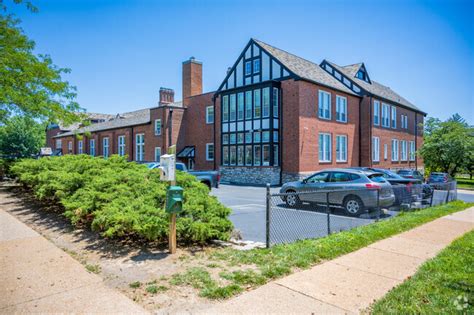 Glenridge Elementary School in Clayton, MO - Niche