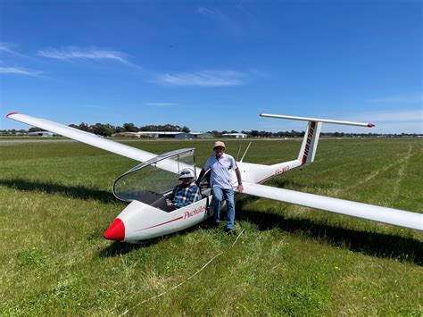 Glider Training for Solo Flight Readiness