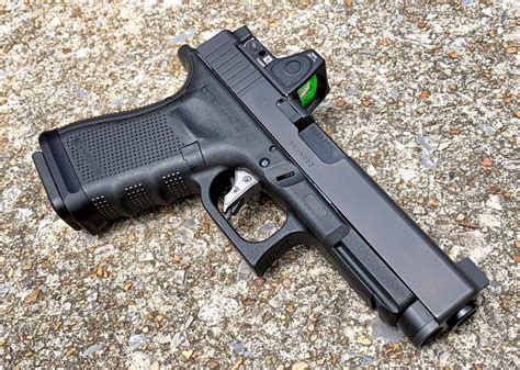 Glock 19 frame with 17 slide. The Glock Kids: G-17-4, G-19-2, G-19-4, G-21sf-3, G-36-4, G-22-2, G-27-4, G-31-4. ... make more sense to keep the longer slide/barrel of the 17 and cut down the grip than it would to somehow put a shorter slide/barrel on a 17 frame. ... I would love to see something like a 17 with a 19 slide, or even a 19 with a 26 slide. The longer mags work ... 