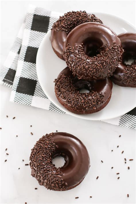 Gluten Free Baked Chocolate Doughnuts