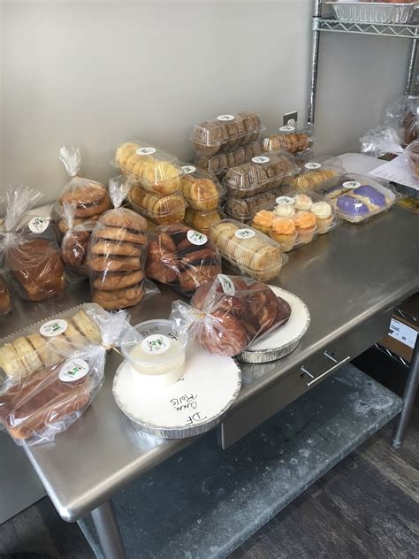 Gluten free bakeries near me. Gluten-Free Bakeries in Waterford, Michigan. Last updated March 2024. 1. The Bakery Waterford. 5 ratings. 4698 Dixie Hwy, Waterford Twp, MI 48329 ... Easily find gluten-free bakeries near you by downloading our free app. Gluten-Free Features. All; Beer; Bread/Buns; Brownies; Burgers; Cakes; Celiac Friendly; Celiac Friendly … 