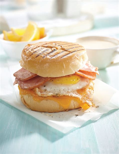Gluten free breakfast sandwich. Eventually ALL Ziggi’s locations will have the new flavor options, but until then, we appreciate your patience as we work through the change. We will continue to have our delicious gluten-free* breakfast sandwich: egg, sausage and cheddar on a gluten-free English muffin. It is important to us that we provide our customers with a variety of ... 