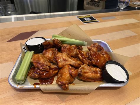 Gluten free buffalo wild wings. Enjoy any of our Menu favorites when you order for delivery or pick up from a nearby Buffalo Wild Wings®, the ultimate place for wings, beer, and sports. 