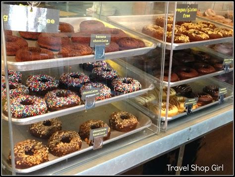 Gluten free donuts near me. We specialize in fresh baked goodies for those with food sensitivities or dietary restrictions. We are FREE of the top 10 allergens. 