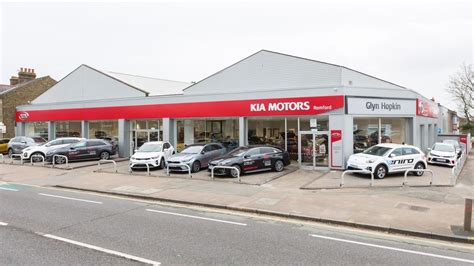 Glyn Hopkin Kia Romford Car dealership in Romford