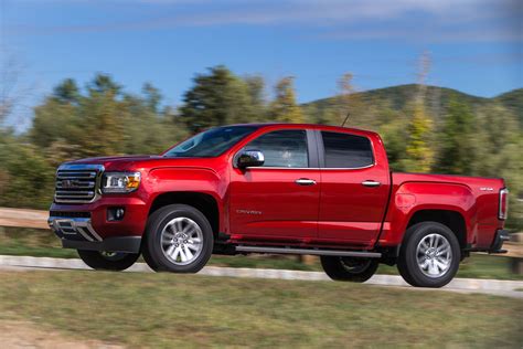 Gmc canyon reviews. Dec 2, 2019 · Denali Pickup 4D 6 ft. $45,295. $30,352. For reference, the 2019 GMC Canyon Crew Cab originally had a starting sticker price of $30,180, with the range-topping Canyon Crew Cab Denali Pickup 4D 6 ... 