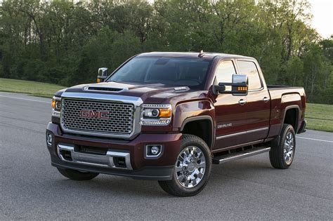 Gmc sierra 2500. The Sierra 2500's optional 6.6-liter diesel V8 is an excellent engine, and the 10-speed automatic it's paired to is top-notch. That V8 and its 910 lb-ft of torque propelled our 8,300-pound test ... 