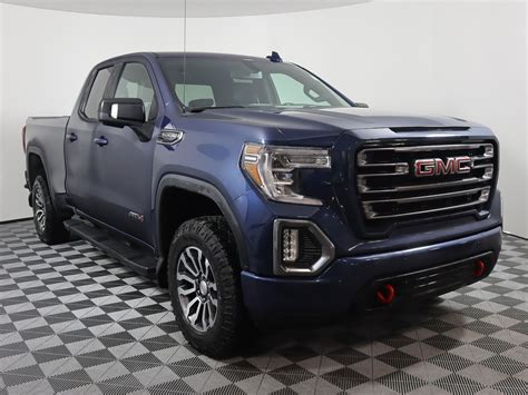 The average GMC Sierra 1500 costs about $39,151.73. The average price has increased by 0.7% since last year. The 343 for sale near Minneapolis, MN on CarGurus, range from $4,995 to $82,998 in price. How many GMC Sierra 1500 vehicles in Minneapolis, MN have no reported accidents or damage?. 