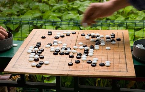 Go baduk. Cross-platform board strategy game based on rules of Go (aka Weiqi, Baduk). Play in browser online, on mobile (iOS, Android), tablet, and PC. 