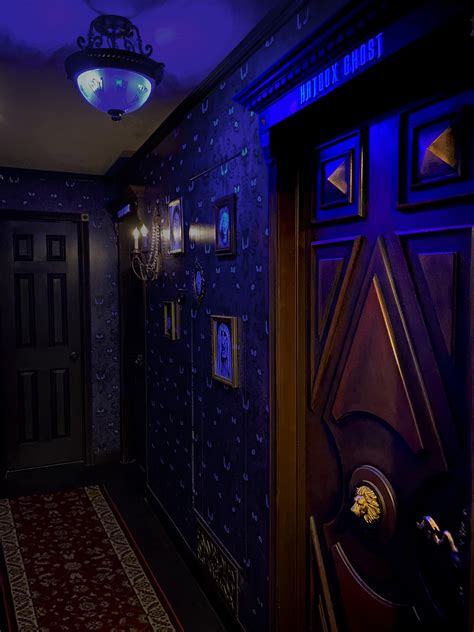 Go inside a Haunted Mansion-inspired Airbnb
