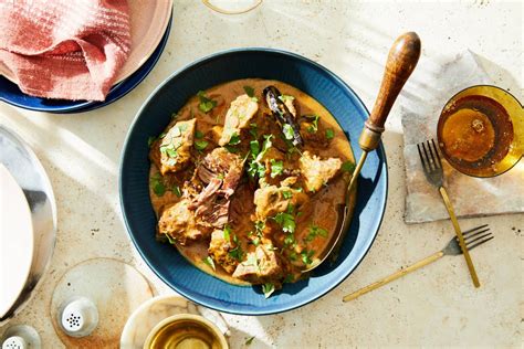 Bone-in goat meat or lamb is a little more tricky to work with, but is more traditional, and gives you extra collagen and body in the finished curry. You can use the same recipe to make chicken korma..
