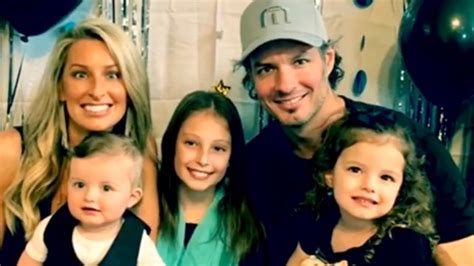 Shari was also a devoted wife to husband Josh Quai. The couple share kids Lily, Vienna, McCade and daughter Eve Rose, who died in 2017. The couple share kids Lily, Vienna, McCade and daughter Eve ...