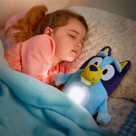 Goglow. Let Bluey send your little one into Dreamland with the Bluey GoGlow Dream! This 3 in 1 Nightlight, Torch and Sleep Timer is perfect for bedtime, storytime and playtime.Bluey is ready to say goodnight and go to sleep in her own sweet little bedroom. Place Bluey into bed to magically illuminate a warm glowing Nightlight that fades out after 10 minutes. Your … 