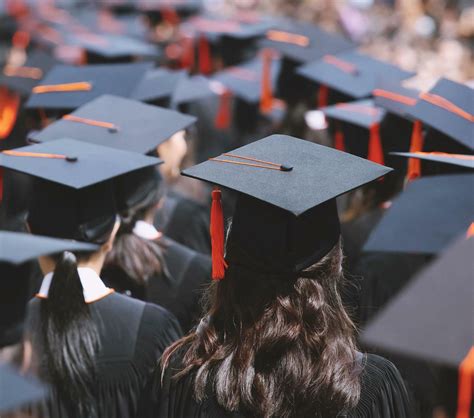 Going to college? Here’s what you should know about student loans
