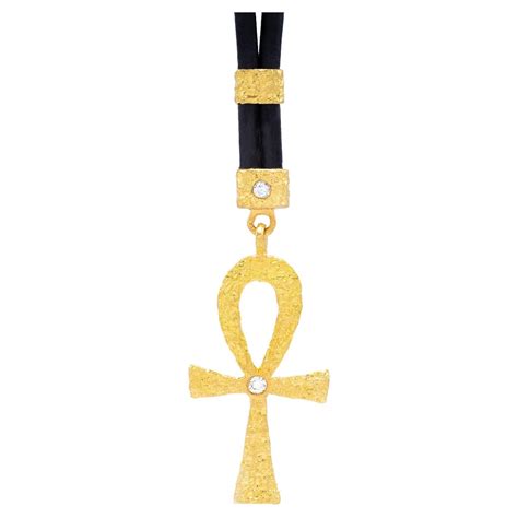 Gold Ankh - 22 For Sale on 1stDibs