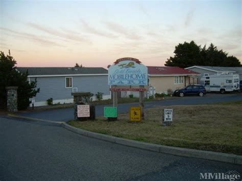 Gold beach mobile home park. 94120 Strahan St Spc 122, Gold Beach, OR 97444 is pending. View 45 photos of this 3 bed, 2 bath, 1408 sqft. mobile home with a list price of $179900. 
