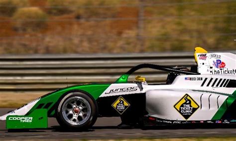 Gold sets the Indy Pro 2000 pace at Barber test RACER