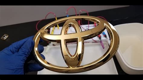Toyota Solara Gold Emblems, Solara Rear.