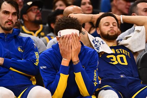 Golden State Warriors have on-court chemistry issues that may be too late to fix