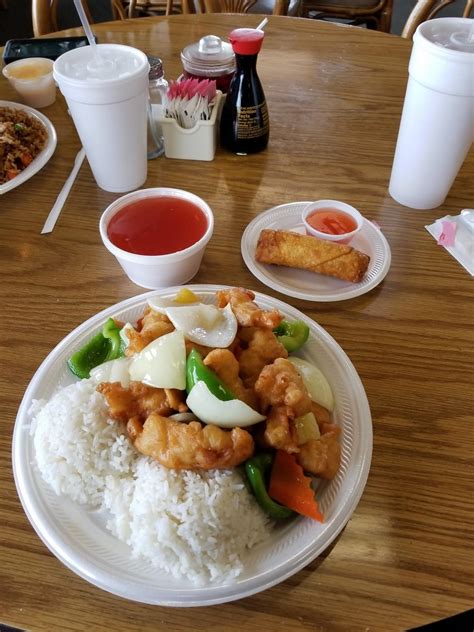 Golden China Buffet « Back To Lewisburg, WV. 0.88 mi. Chinese, Buffets $$ (304) 645-5678. 475 Greenbrier Valley Mall Dr, Lewisburg, WV 24901. Hours. Mon. Closed. Tue. 11:00am-9:00pm. Wed. ... Menu items and prices are subject to change without prior notice. For the most accurate information, please contact the restaurant directly before ...