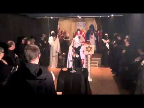 Golden dawn initiation ritual.  Com um dom&iacute;nio razo&aacute;vel das s...