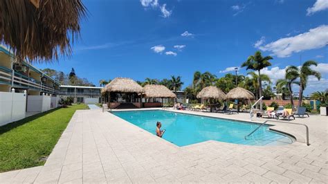 Golden host resort. Now $132 (Was $̶1̶9̶2̶) on Tripadvisor: Golden Host Resort, Sarasota. See 423 traveler reviews, 337 candid photos, and great deals for Golden Host Resort, ranked #6 of 58 hotels in Sarasota and rated 4 of 5 at Tripadvisor. 