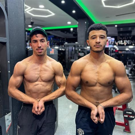 Golds Gym Instagram