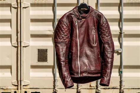 Goldtop bobber leather jacket review Clothing MCN Products