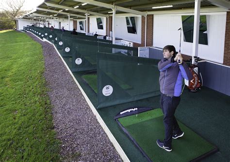 Golfing range. A driving range is perfect for beginners to learn how to hit a golf ball. Our driving range tips and drills for beginners will help you make the most of it. No dress code - wear whatever shoes and clothes you … 