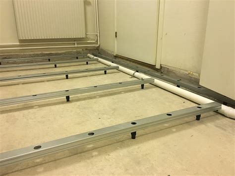 Golvventilation - &Aring;tg&auml;rda fukt i k&auml;llargolv med ventilerade golv