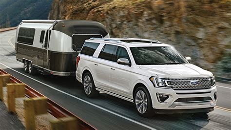 Good towing suv. Dec 14, 2023 · The 3.6-liter VR6 is the engine for those looking for an SUV that can tow 5,000 pounds; the base 2.0-liter turbocharged inline-four has much less towing capacity. 