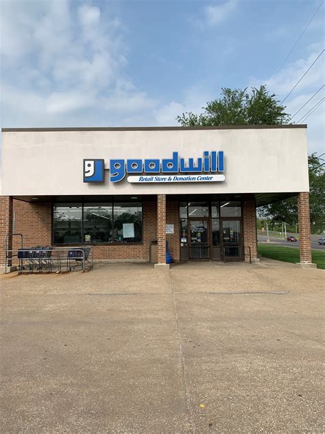 Goodwill Fenton - Fenton, MI 48430 (Phone, Address & Hours)