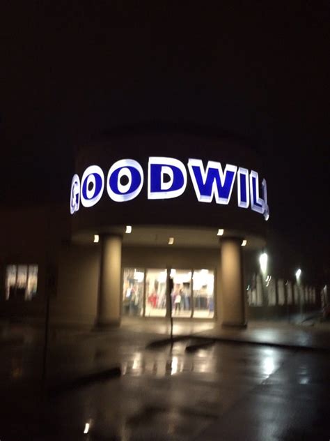 Goodwill corpus christi. Goodwill at 11330 Leopard St, Corpus Christi, TX 78410. Get Goodwill can be contacted at 361-248-4489. Get Goodwill reviews, rating, hours, phone number, directions and more. 