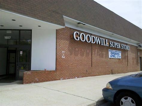 Goodwill crofton. Goodwill Retail Store and Donation Center is a Thrift store located at 1657 Crofton Center, Crofton, Maryland 21114, US. The establishment is listed under thrift store, discount store category. It has received 134 reviews with an average rating of 3.6 stars. 
