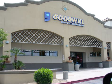 Goodwill fountain hills. 2626 W. Beryl Avenue. Phoenix, AZ 85021. Phone: 602-535-4000. Goodwill of Central and Northern Arizona holds itself to the highest of standards. It is important for Goodwill of Central and Northern Arizona to have a team that is responsible for ensuring that our fellow employees and our assets are safe. If you feel that Goodwill is not living ... 