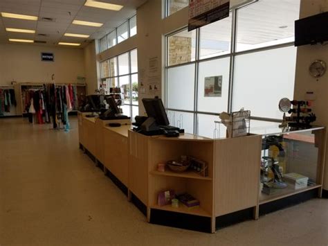 If you like to frequent Pearland thrift shops to find great bargains and unique items, stop in at one of our Goodwill stores. We have 55 stores throughout Houston and surrounding areas. A Wider Variety of Items Than Most Pearland Quality Thrift Stores. When most people think of thrift stores, they think of clothing. Our stores have clothing for .... 