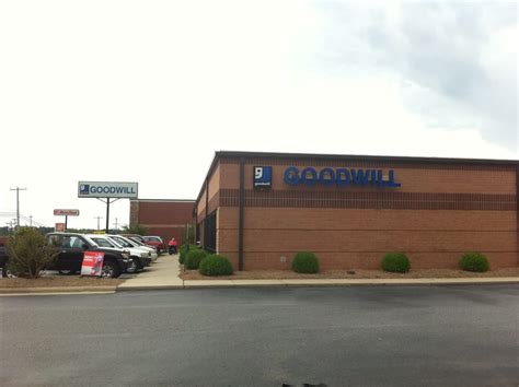 Goodwill morrisville north carolina. Other Goodwill Stores Nearby. Goodwill Clayton Regency Park Drive, Clayton, NC - 5.9 miles A nonprofit chain store in Clayton, North Carolina, selling pre-owned clothing, housewares, and more. Goodwill Raleigh West Hargett Street, Raleigh, NC - 12.6 miles. Goodwill Knightdale Knightdale Boulevard, Knightdale, NC - 13.6 miles 